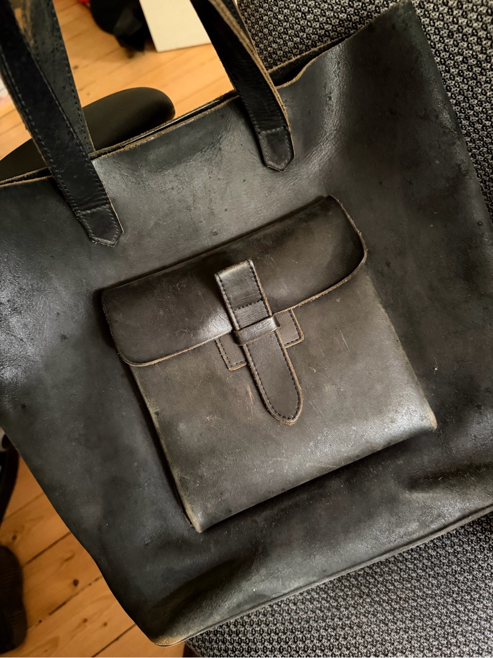 Vintage American Apparel Genuine Leather Hand Bag / Purse